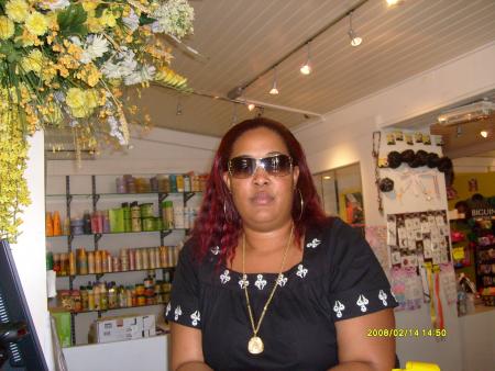 Claudrey aka Miss Poupoune